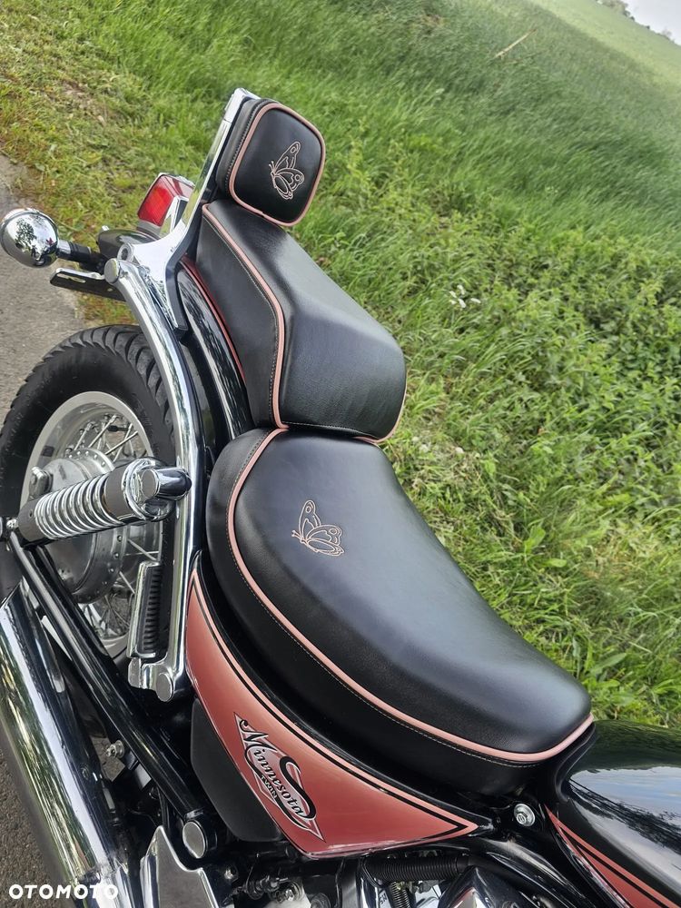 Suzuki Intruder - 4