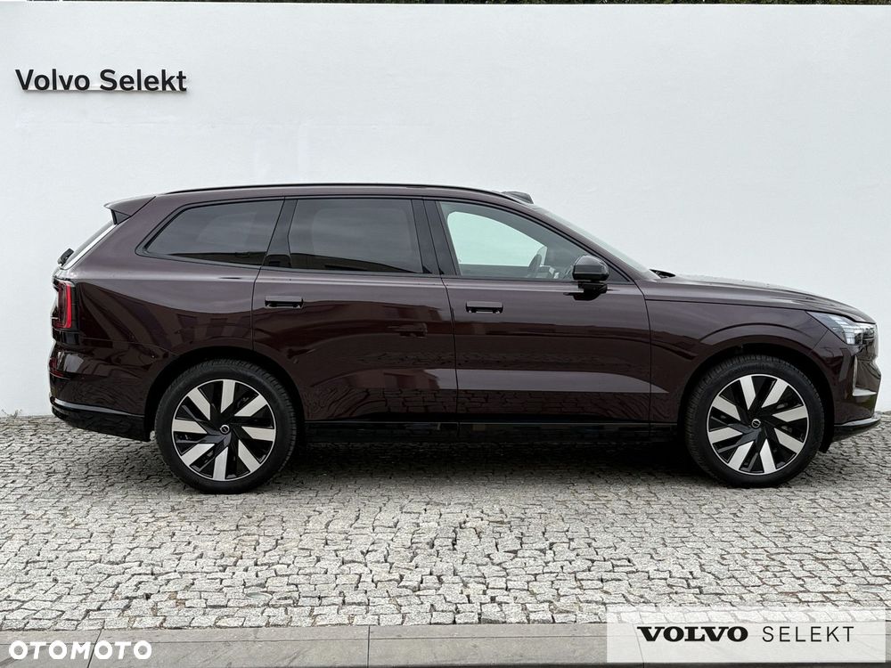 Volvo EX90 - 3