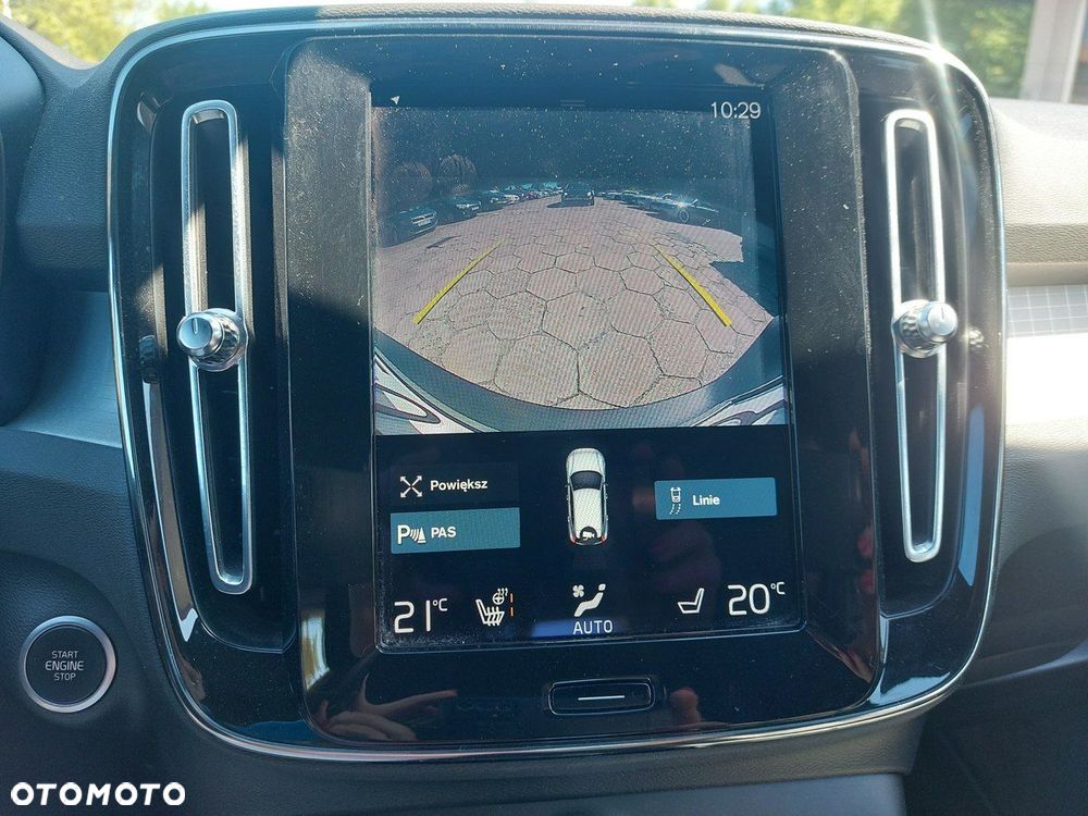 Volvo XC 40 - 24