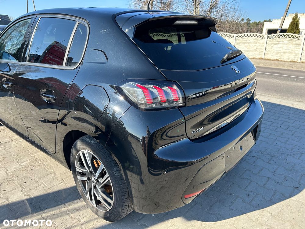 Peugeot 208 - 30