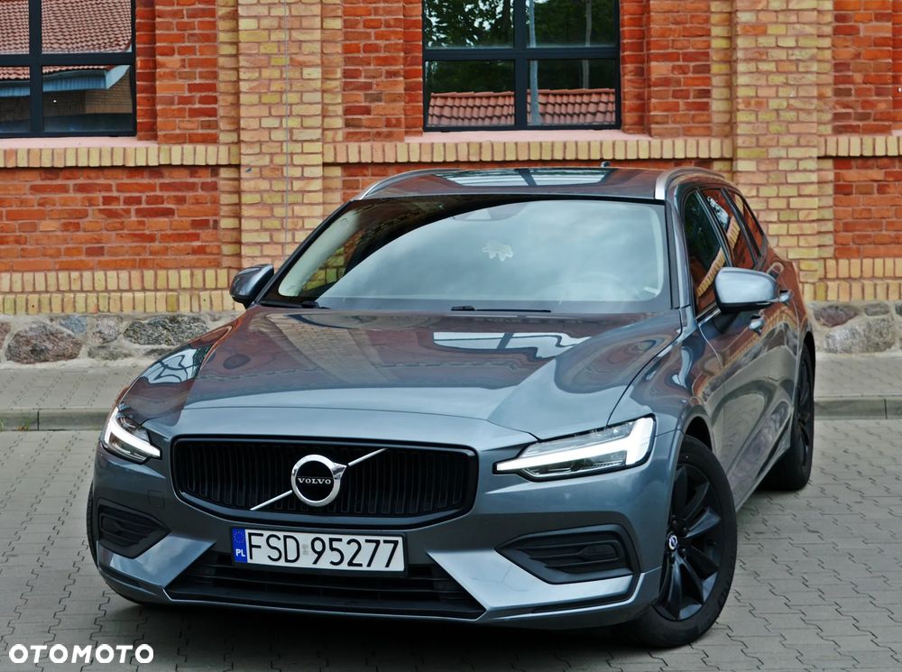 Volvo V60 D3 Momentum Pro - 1