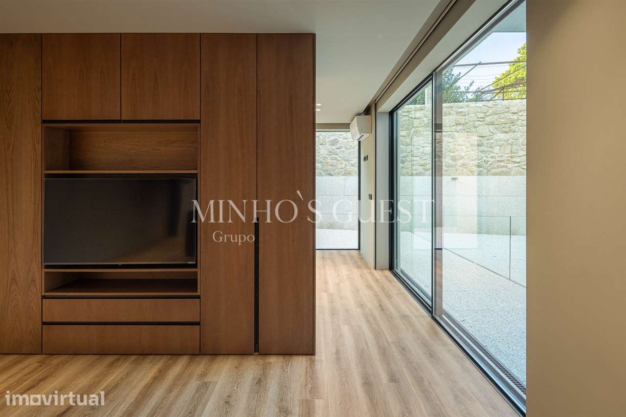 Apartamento T1 c/ terraço - Centro Histórico Braga - Grande imagem: 4/9