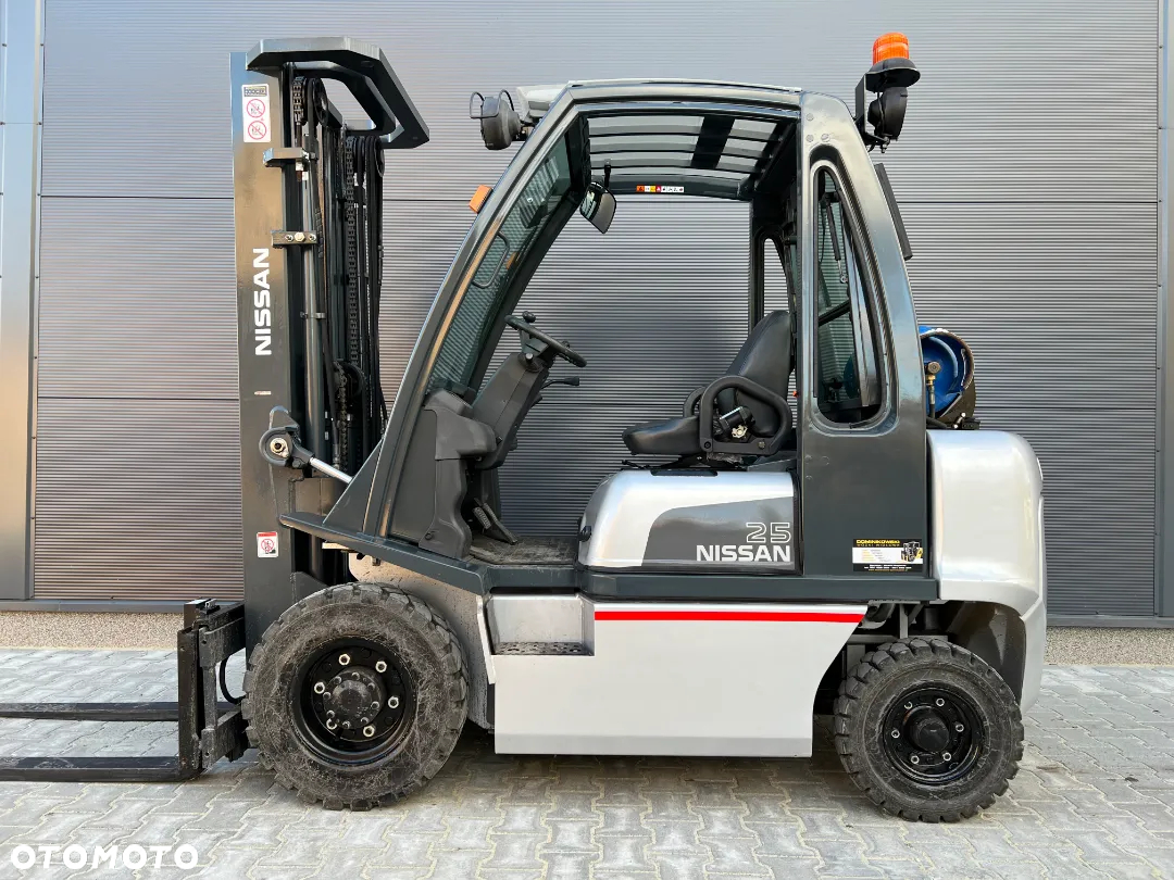 Nissan U1D2A25LQ - 9