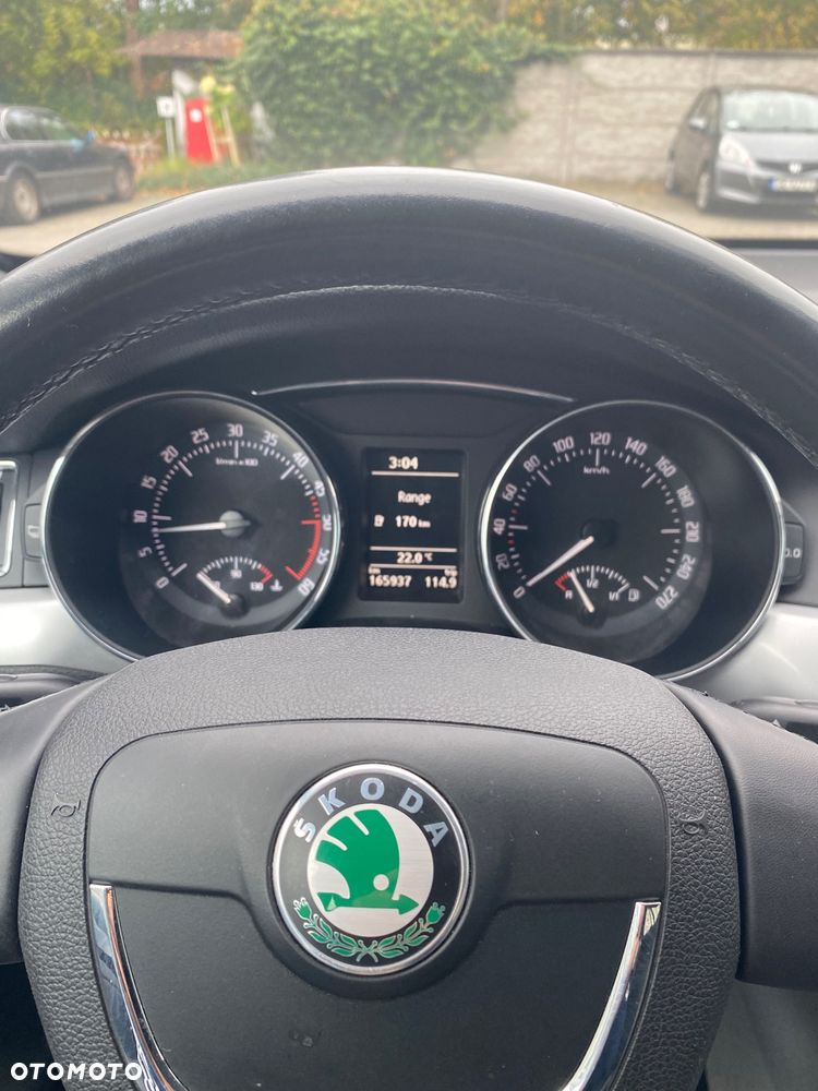 Skoda Superb 2.0 TDI Platinum - 28