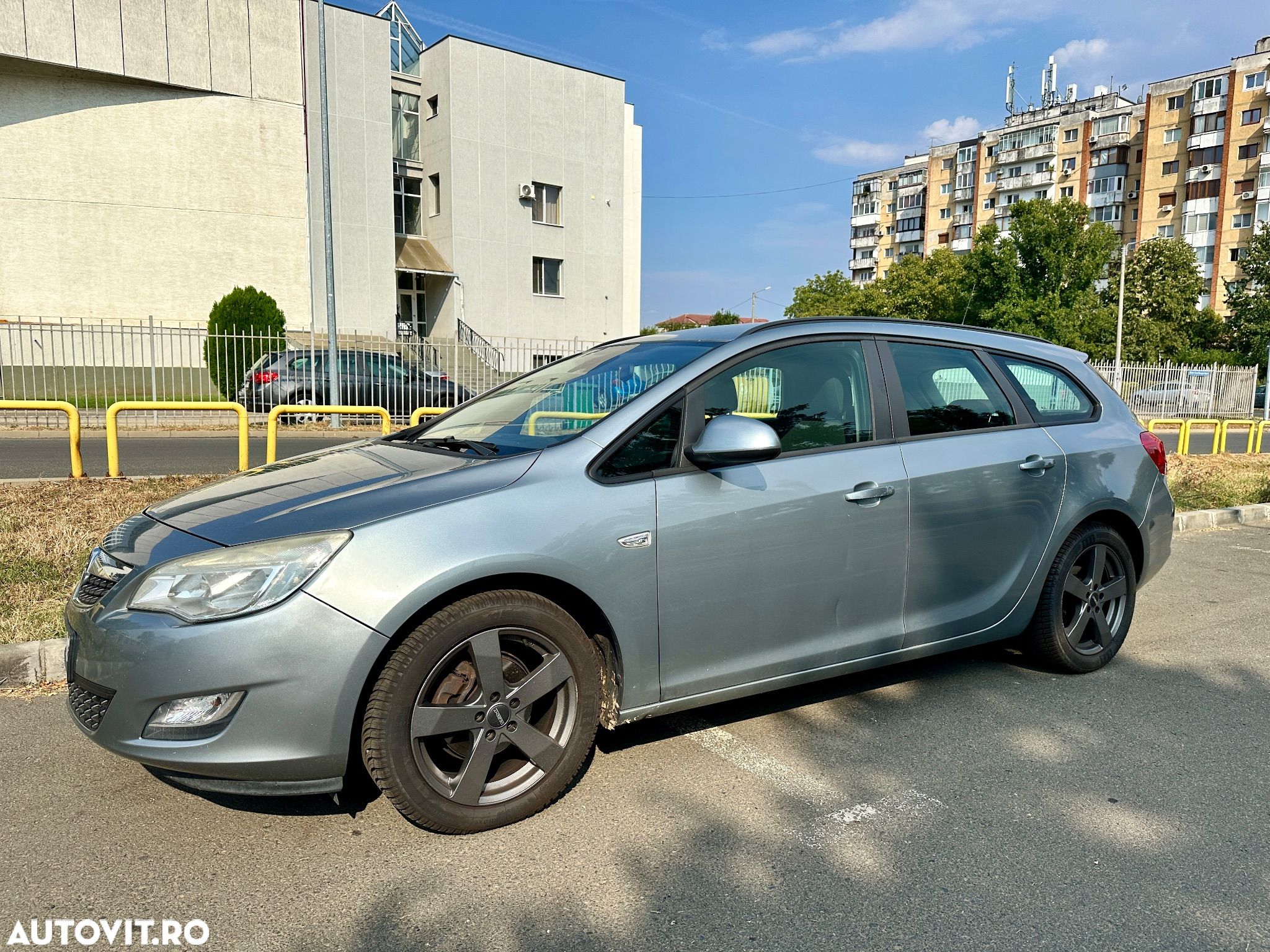 Opel Astra 1.3 CDTI DPF EcoFLEX Edition - 1