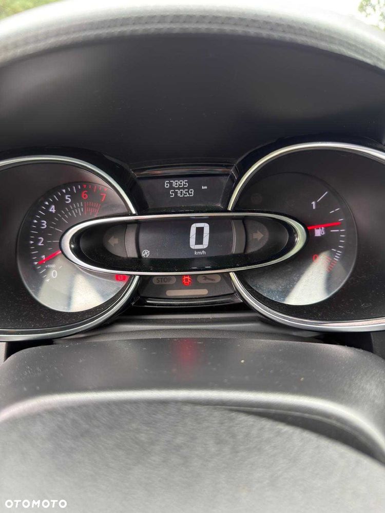 Renault Clio - 7