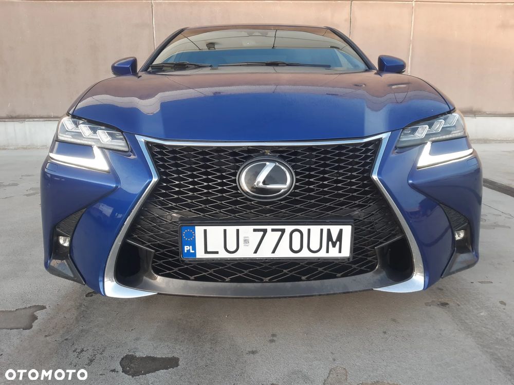 Lexus GS 200t / 300 F Sport - 10