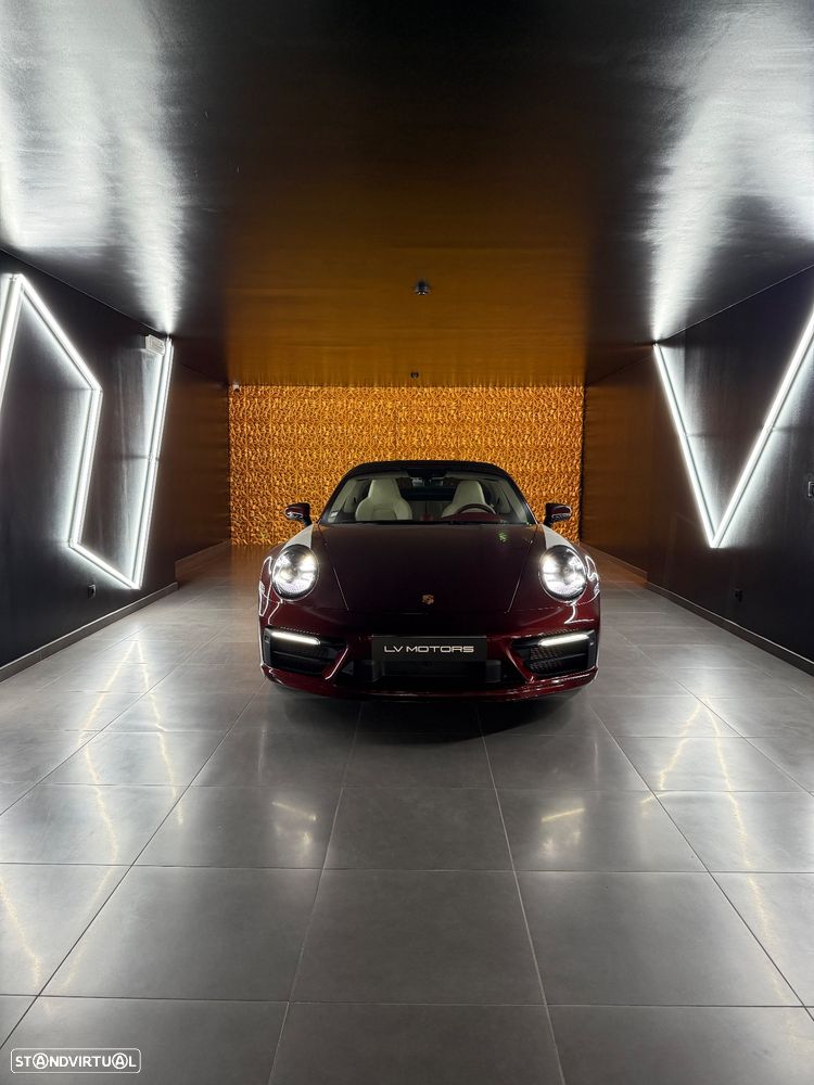 Porsche 911 (992) Targa 4S Heritage Design - 10