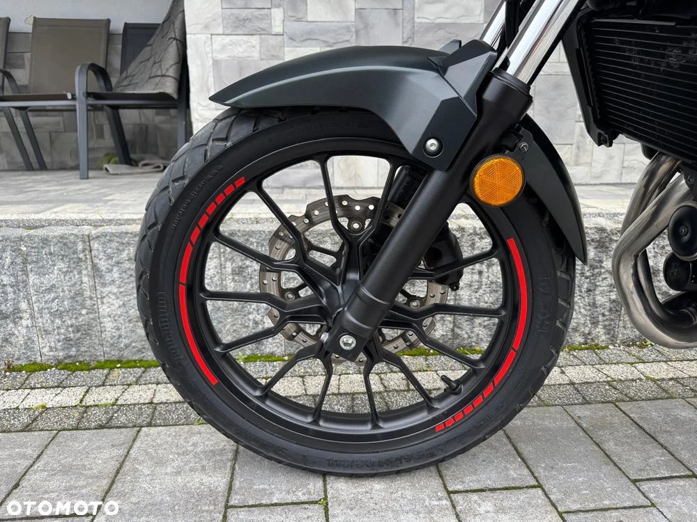 Honda CB - 22