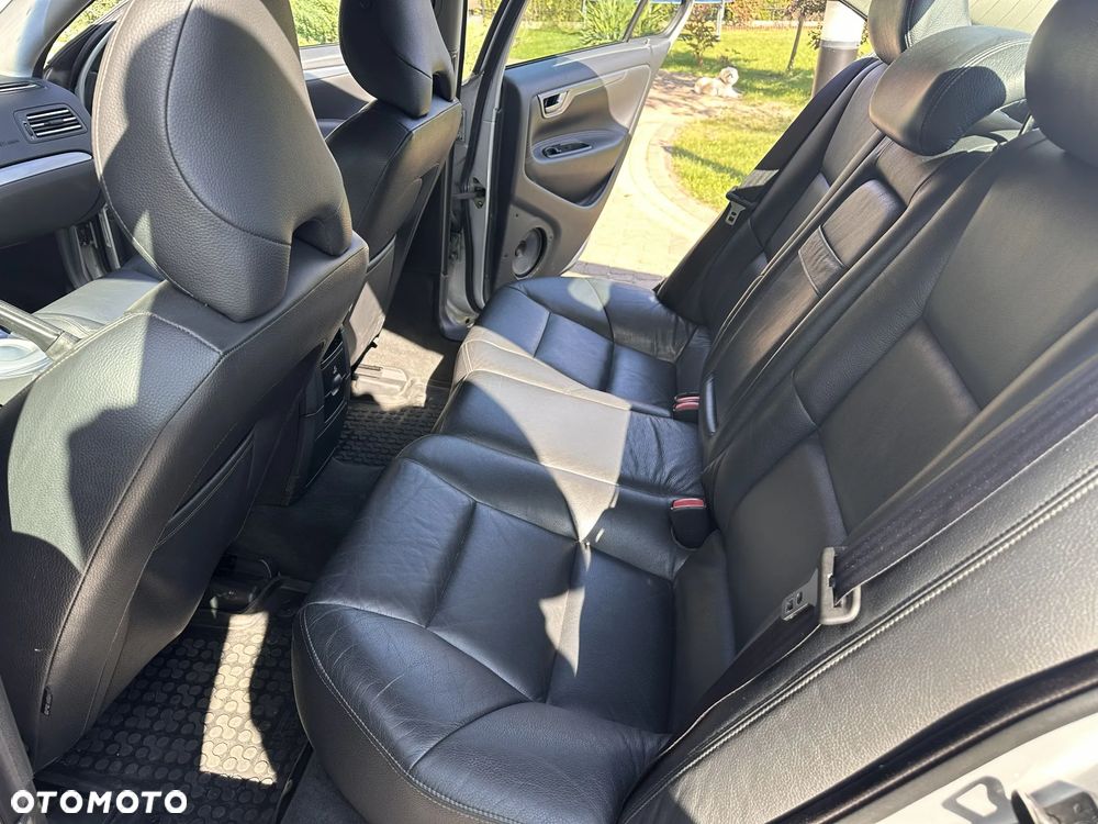 Volvo S60 2.5 T Momentum - 11