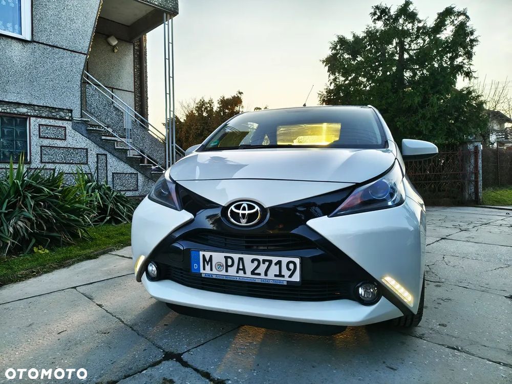 Toyota Aygo x-play touch - 14
