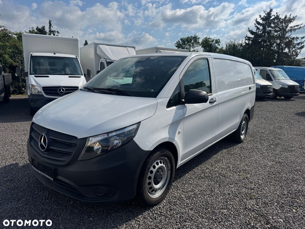 Mercedes-Benz Vito 119 - 1
