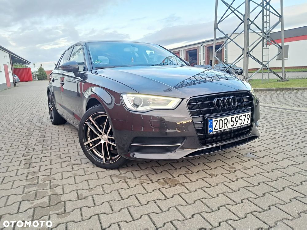 Audi A3 Sportback - 1