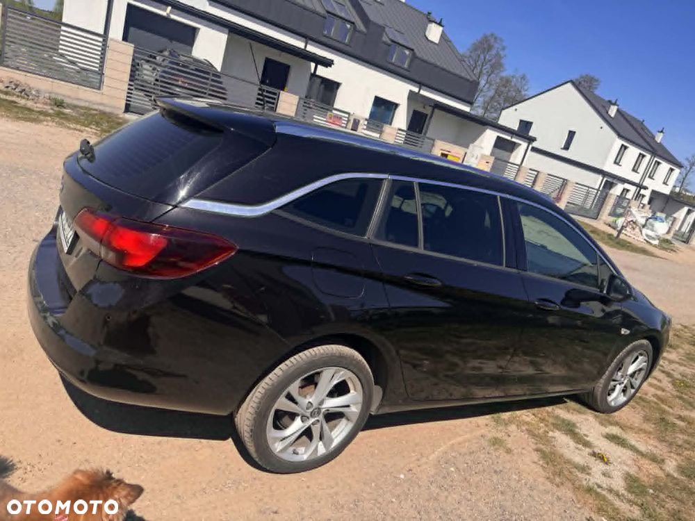 Opel Astra 1.6 CDTI Dynamic S&S - 11