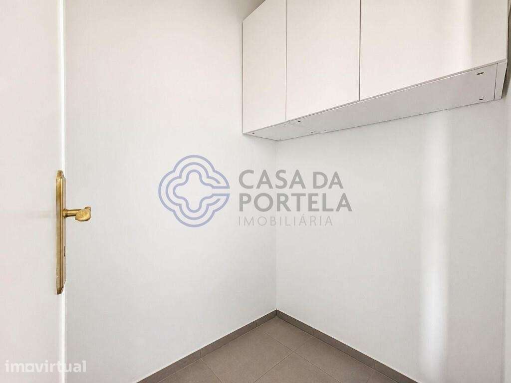 T2 em São Cosme, Gondomar | Renovado | Cozinha Equipada | Despensa - Grande imagem: 2/14