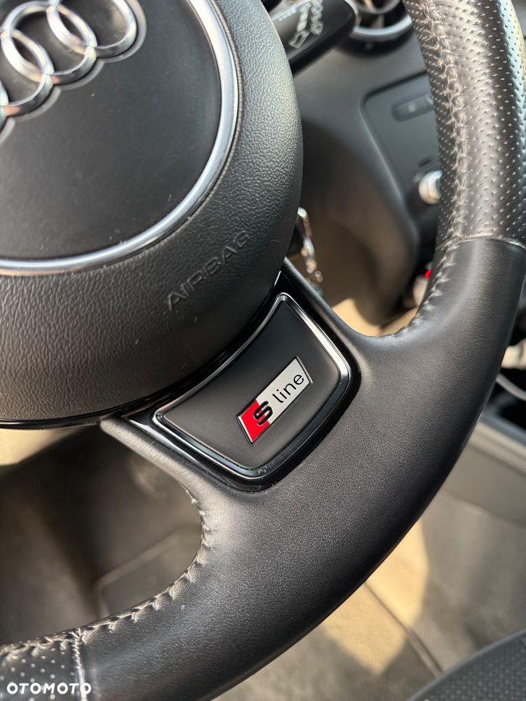 Audi A1 Sportback 1.4 TFSI S tronic S line edition m S line Sportpaket - 17