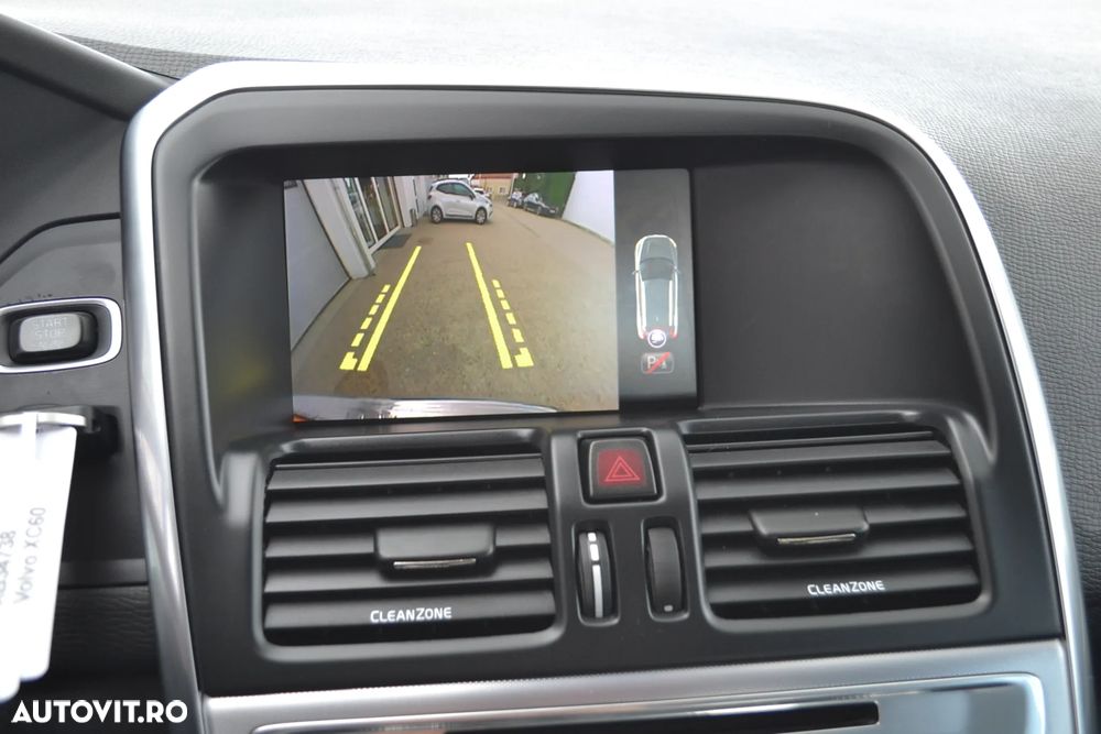 Volvo XC 60 D4 AWD Geartronic Summum - 22