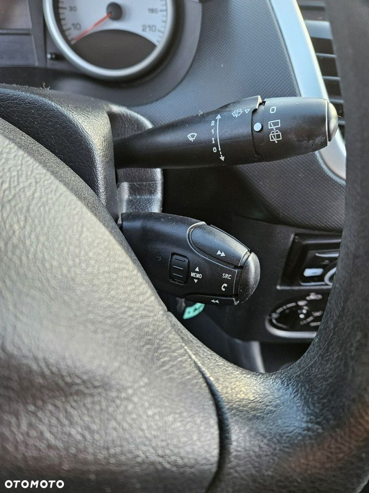 Peugeot 206 plus - 15