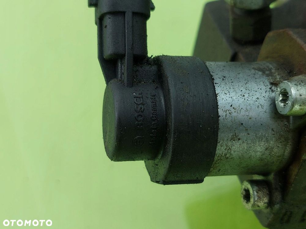 Pompa wtryskowa Renault Laguna III 2007-2015 2,0 DCI 8200803375 ORYGINAŁ - 5