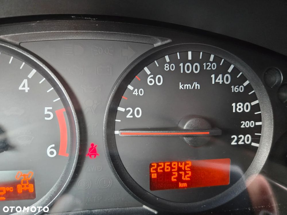 Nissan Navara DPF Autm LB Platinum - 14