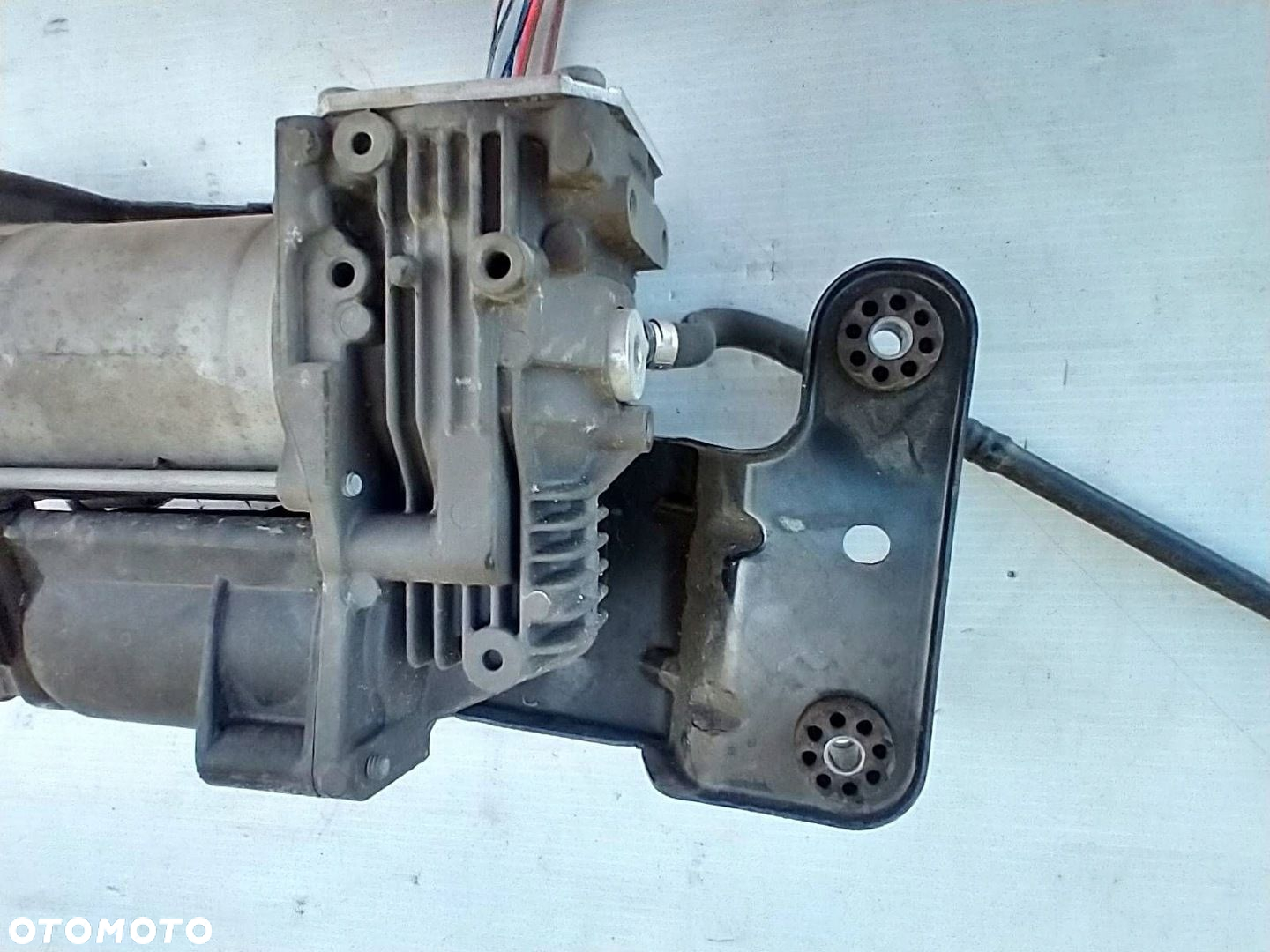 BMW X5 E70 X6 E71 KOMPRESOR SPRĘŻARKA ZAWIESZENIA NIVO POMPA 6799419 - 12