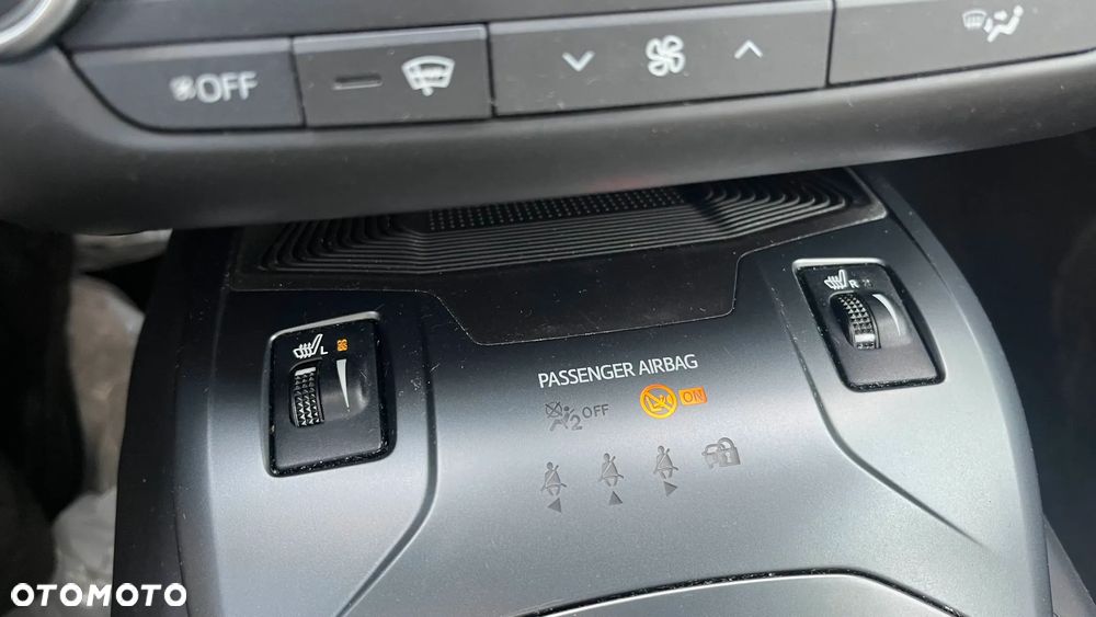 Toyota Avensis 2.0 D-4D Premium - 10