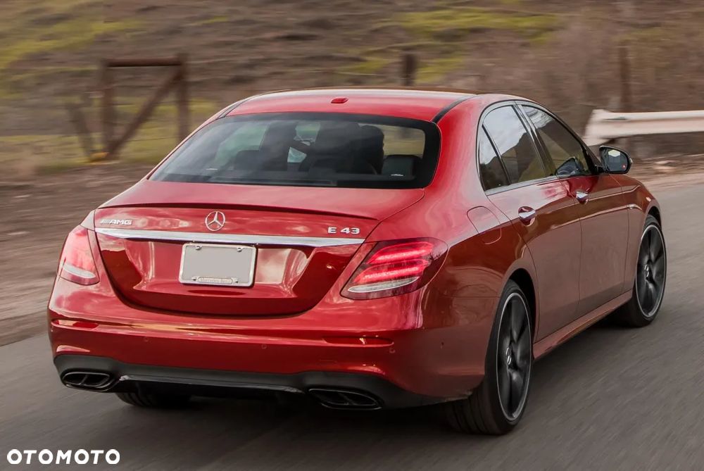 MERCEDES W213 SPOILER LOTKA NA KLAPĘ AMG PODKŁAD! - 5