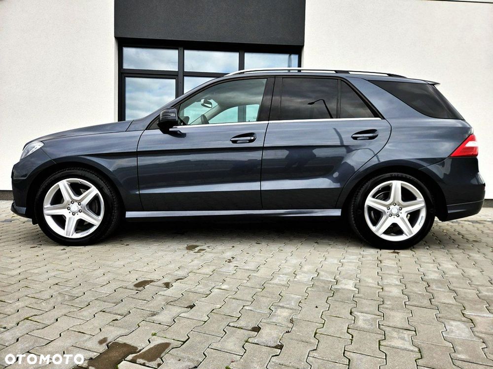 Mercedes-Benz ML 350 BlueTec 4-Matic - 27