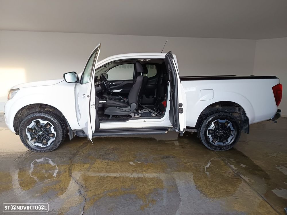 Nissan Navara 2.3 dCi KC 4WD N-Connecta - 3