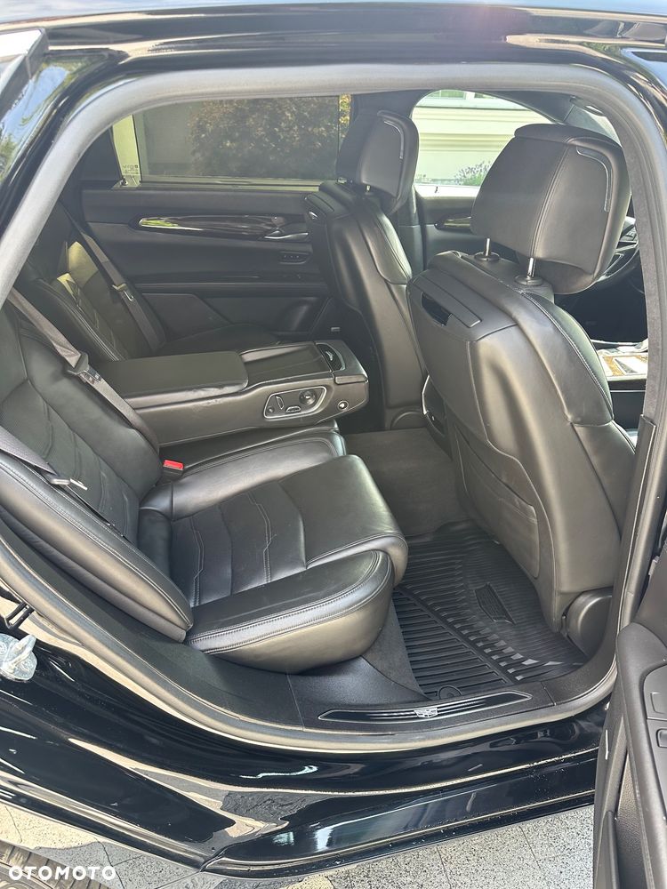 Cadillac CT6 - 12