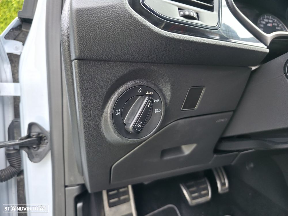 SEAT Leon 2.0 TSI Cupra DSG S/S - 24