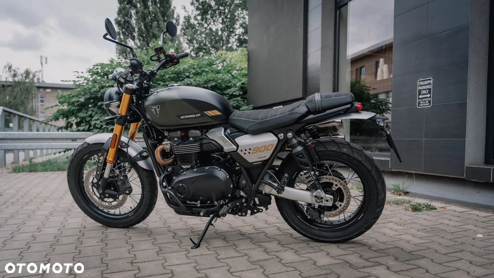 Triumph Scrambler - 32