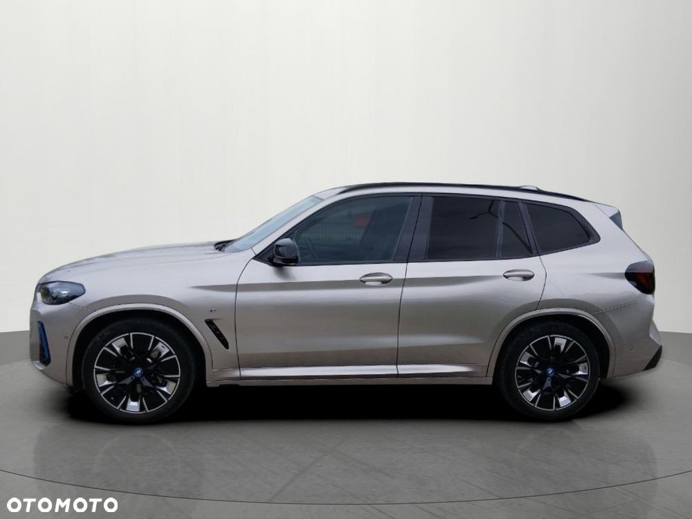 BMW iX3 80kWh Impressive - 3