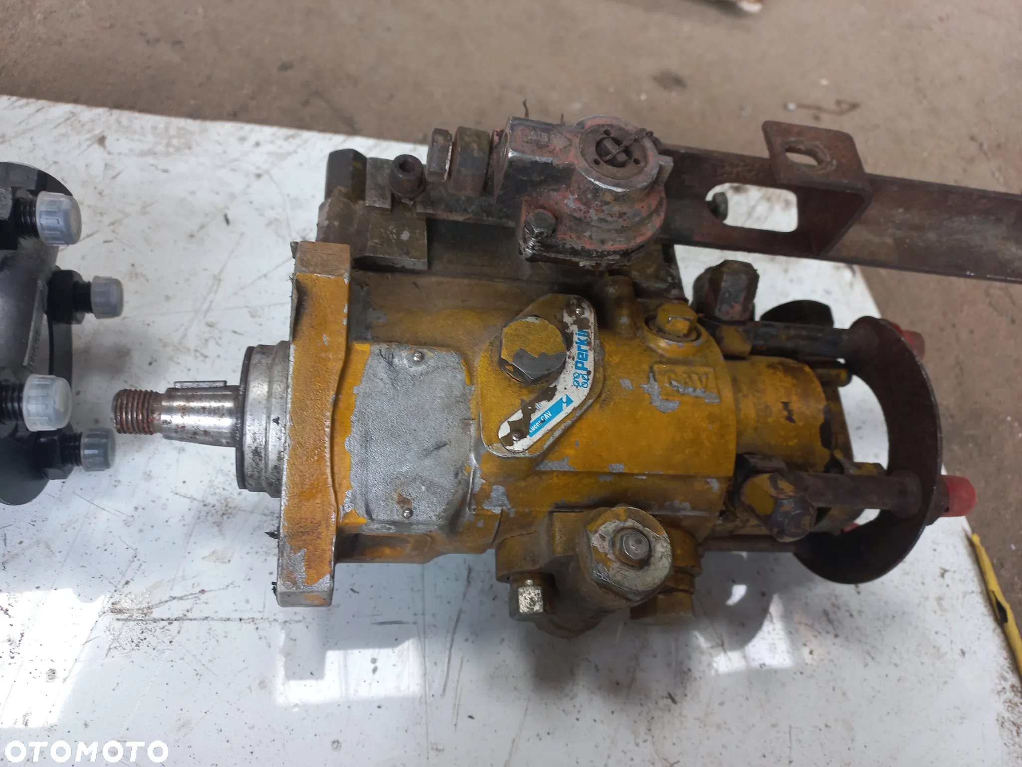 Pompa wtryskowa 284092G1,PSGA90D320,CAV,BOSCH,MWM,LUCAS,0400866163,3348F110,DELPHI,PERKINS stojąca,3363F580,8523A181A,9520A005G,V3800,V3300,V3600,KUBOTA,2644H204BT/2/1950,CAT,189-5184,382-2G68,KBTR430,9320A171T/7189-0334, SAME,rzędowa,rotacyjna,sekcyjna,stenadayne - 7