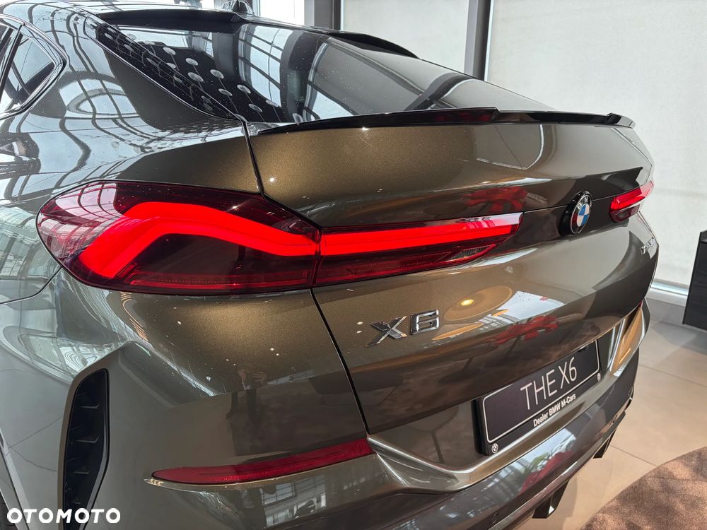 BMW X6 - 15