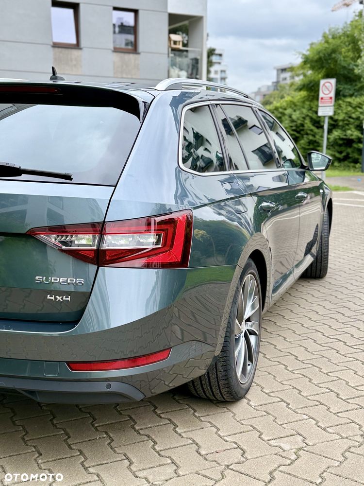 Skoda Superb 2.0 TDI 4x4 L&K DSG - 6
