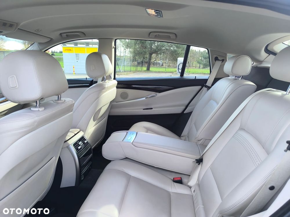 BMW 5GT 520d - 11
