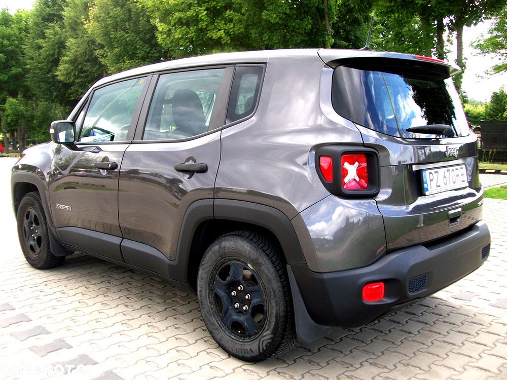 Jeep Renegade 1.6 E-TorQ Sport FWD - 10