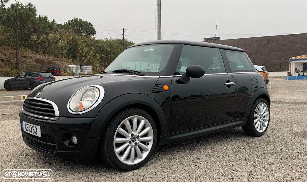 MINI 3 Portas One D - 5