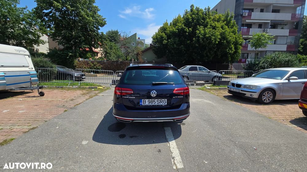 Volkswagen Passat Alltrack 2.0 TDI DSG 4Motion - 6