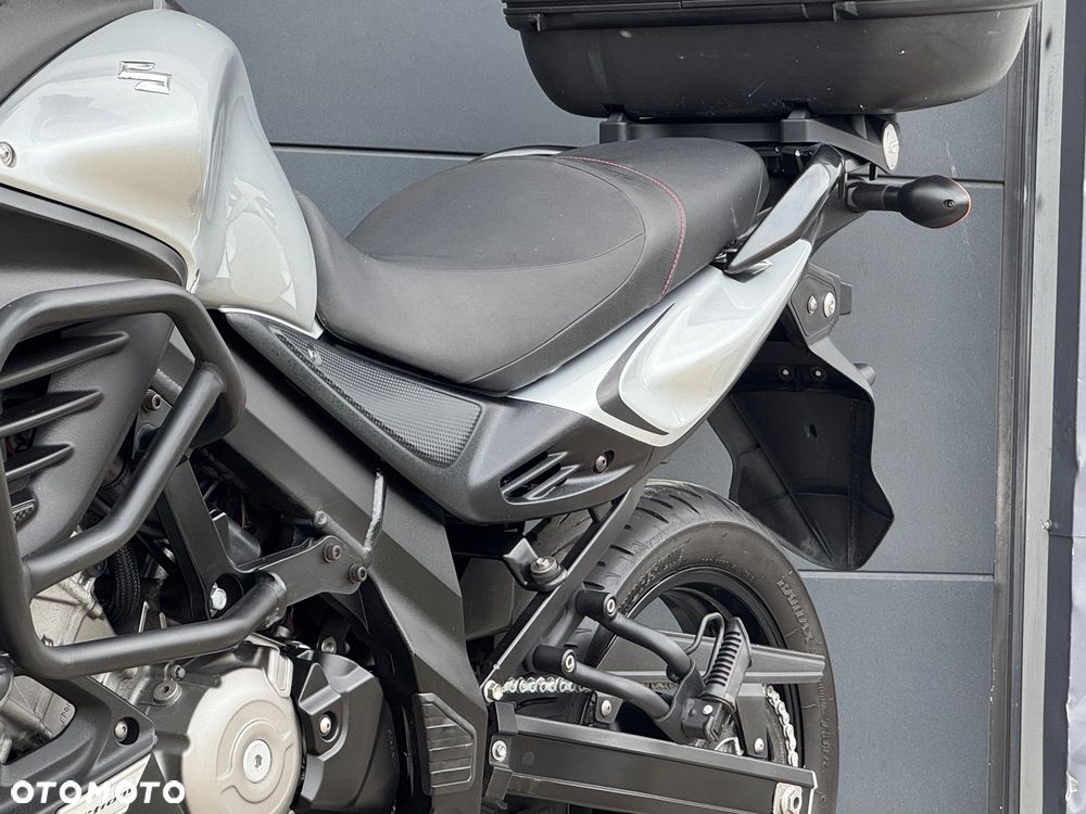 Suzuki V-STROM - 25