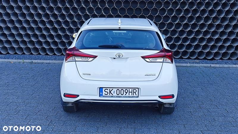 Toyota Auris - 3