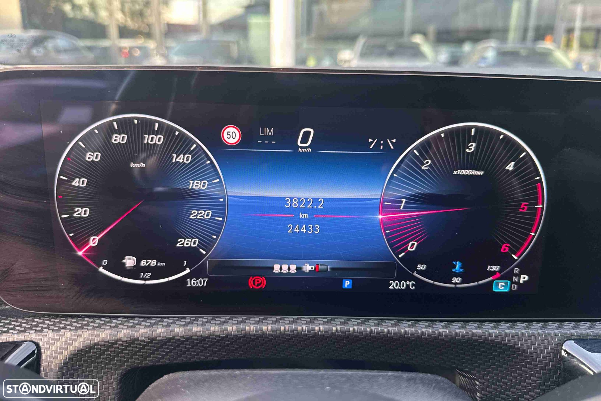 Mercedes-Benz CLA 180 d - 12