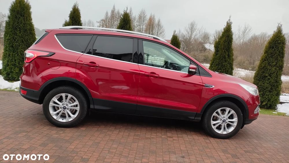 Ford Kuga 1.5 EcoBoost 2x4 Titanium - 23