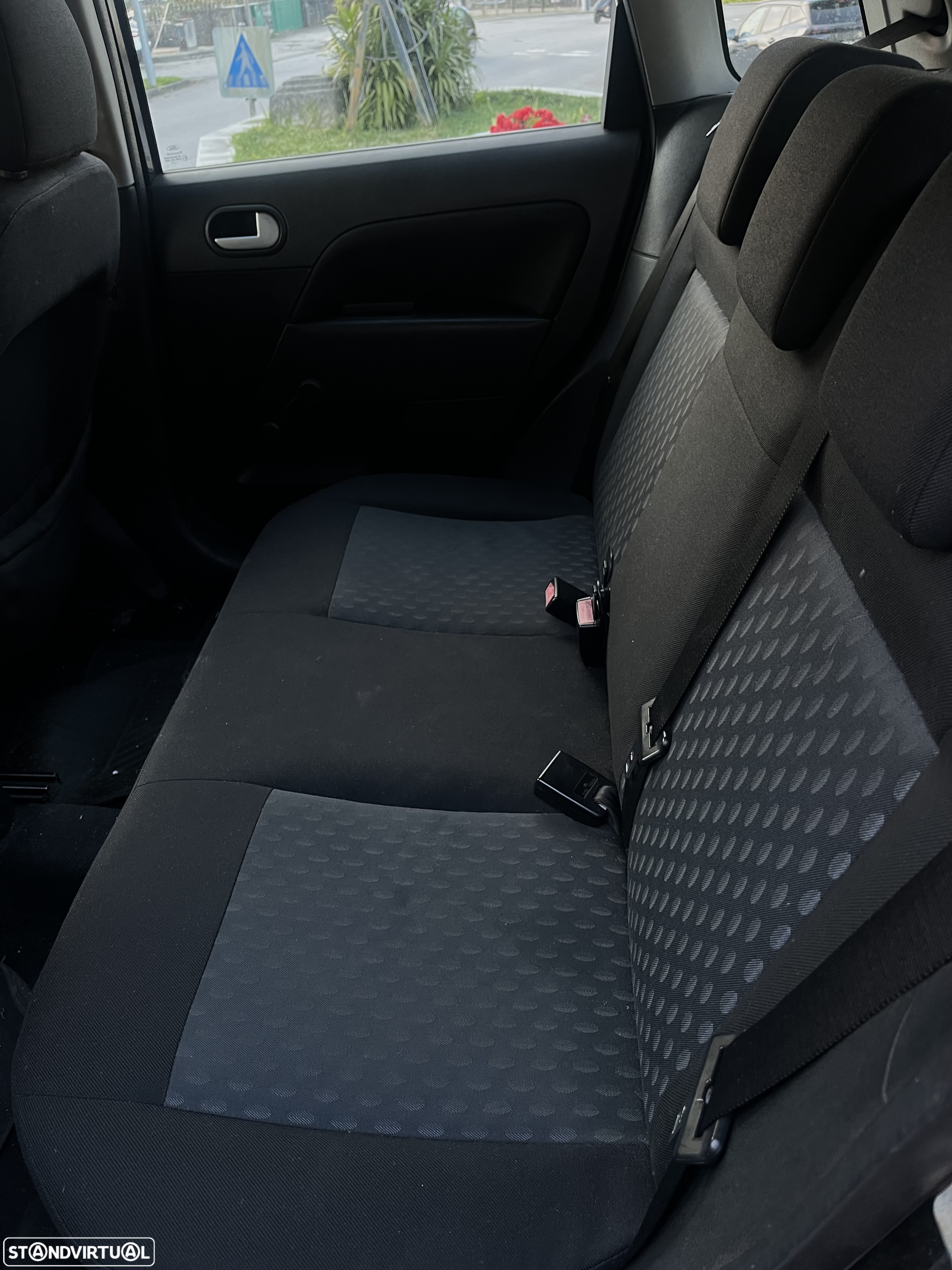 Ford Fiesta - 6