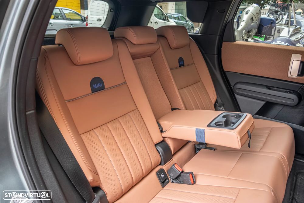 MINI Countryman SE Favoured L - 32