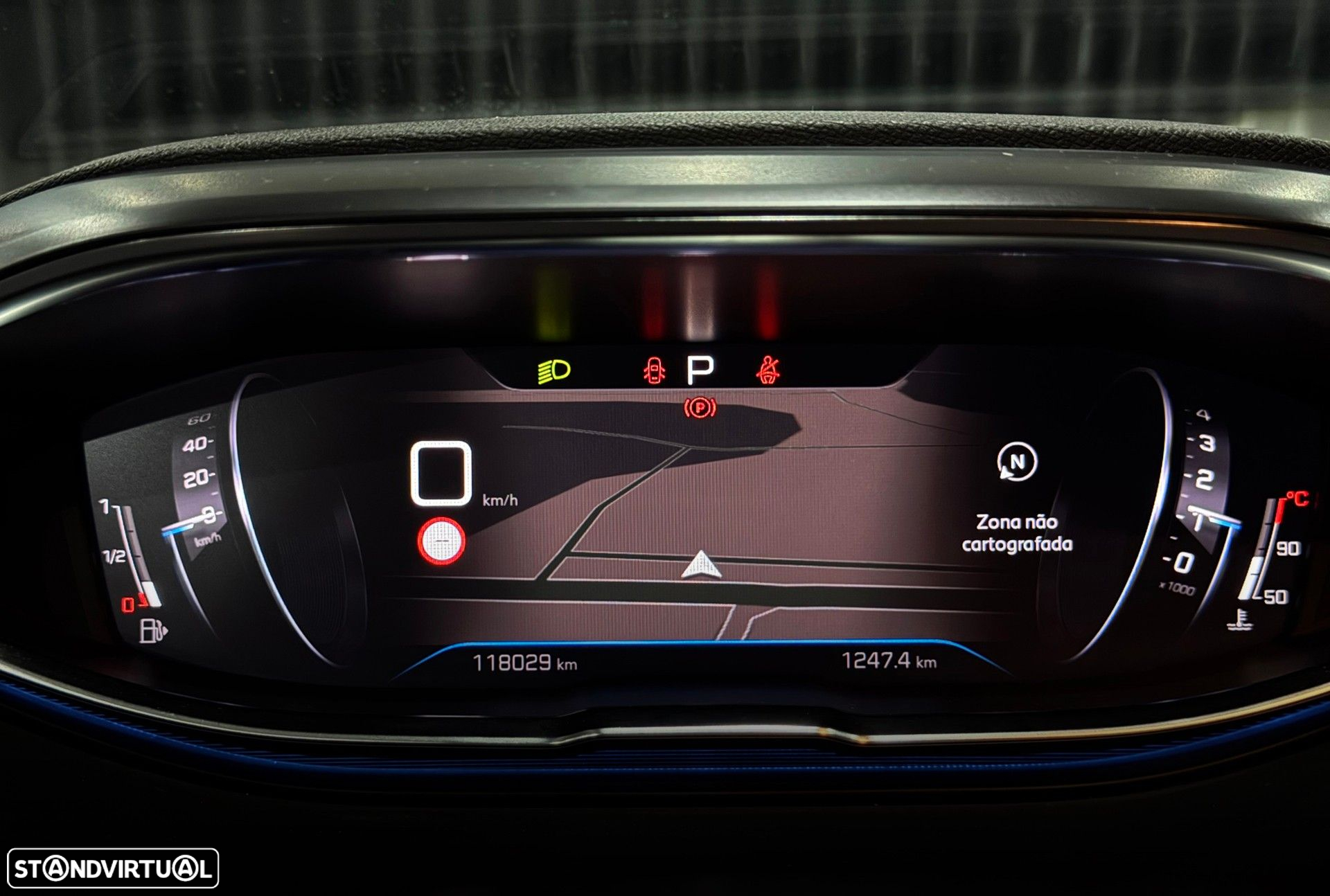 Peugeot 5008 1.2 PureTech Allure Pack EAT8 - 17