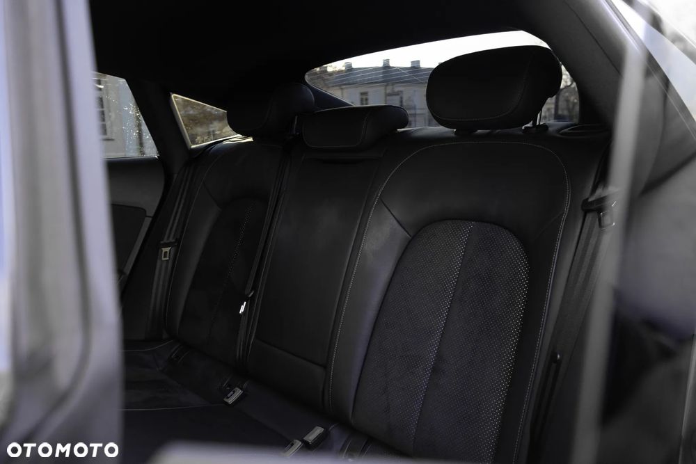 Audi A7 Sportback 3.0 TDI quattro S tronic sport selection - 20