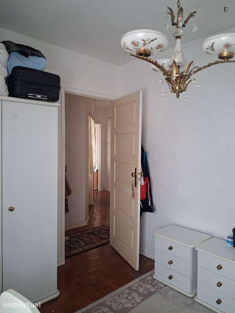 Quarto - localizado em Foz do Douro Porto - Grande imagem: 2/13