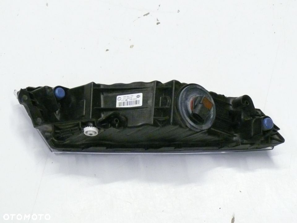 HALOGEN PRAWY SKODA SUPERB III 3V0 2016 - 4